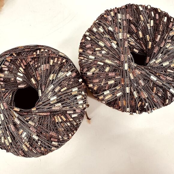 Bernat Matrix Ladder Ribbon Yarn NATURAL NETWORK Pale Pink Gold (2) Balls - Picture 7 of 8